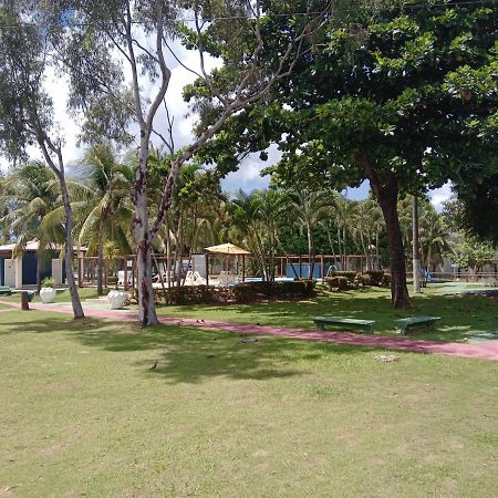 Apts E Suites Em Stella Maris Salvador Kültér fotó